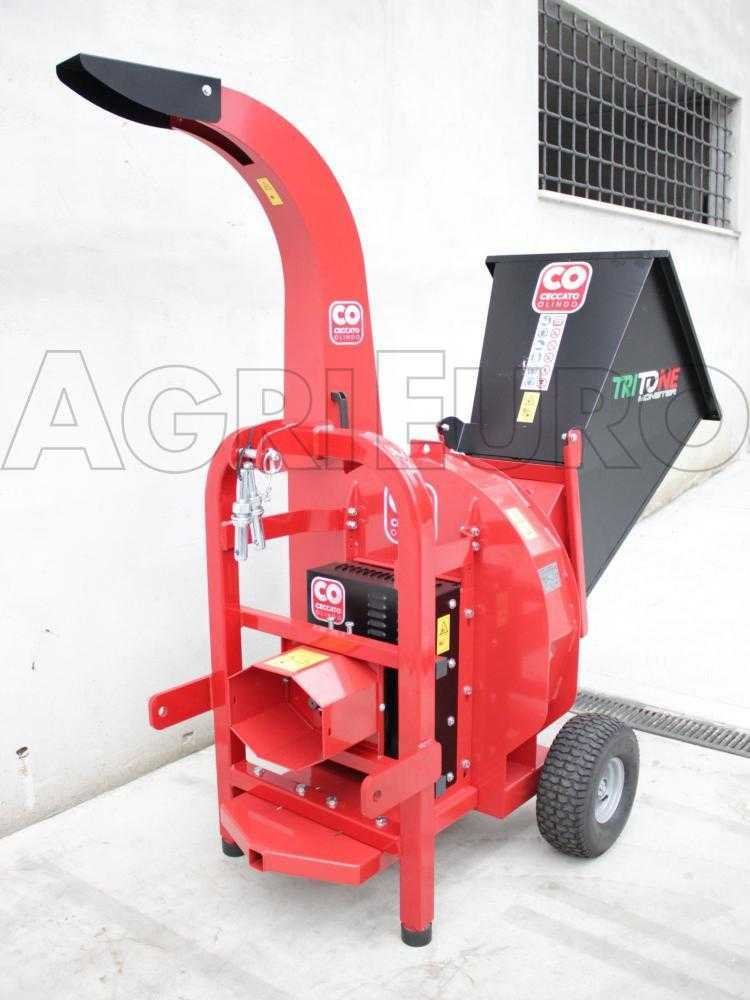 ceccato tritone monster p.t.o. broyeur de branches pour tracteur professionnel ceccato tritone monster p.t.o. broyeur de branches pour tracteur professionnel