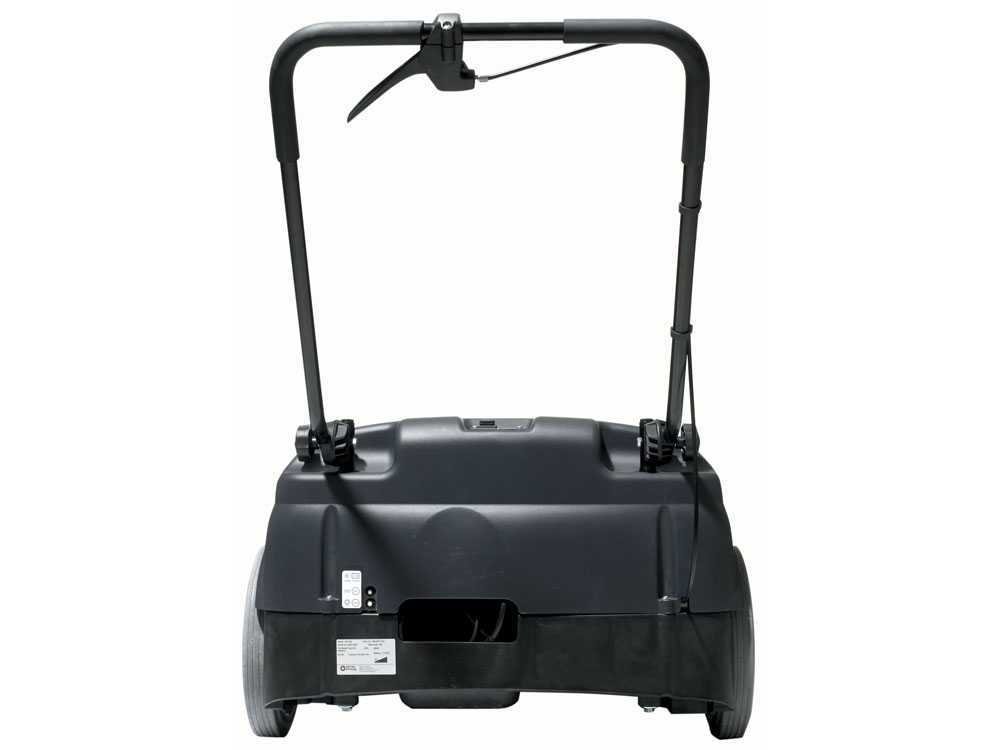 nilfisk sw750 balayeuse autotractée à batterie avec bac de ramassage 12v 46ah nilfisk sw750 balayeuse autotractée à batterie avec bac de ramassage 12v 46ah